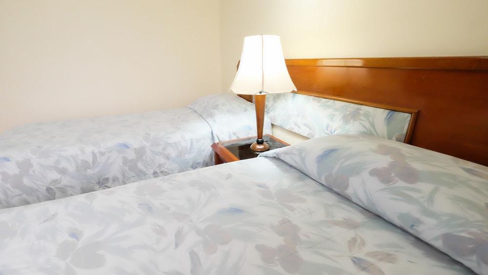 Jubilee Hotel Бандар Сери Бегаван Екстериор снимка