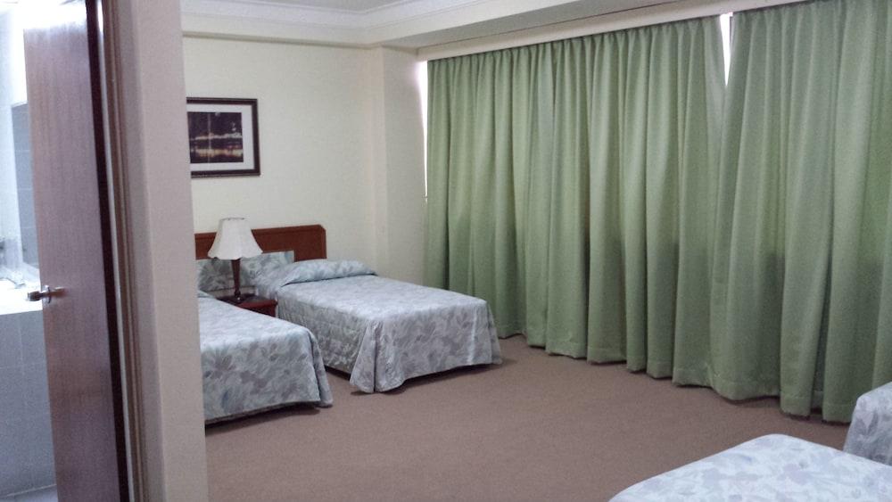 Jubilee Hotel Бандар Сери Бегаван Екстериор снимка