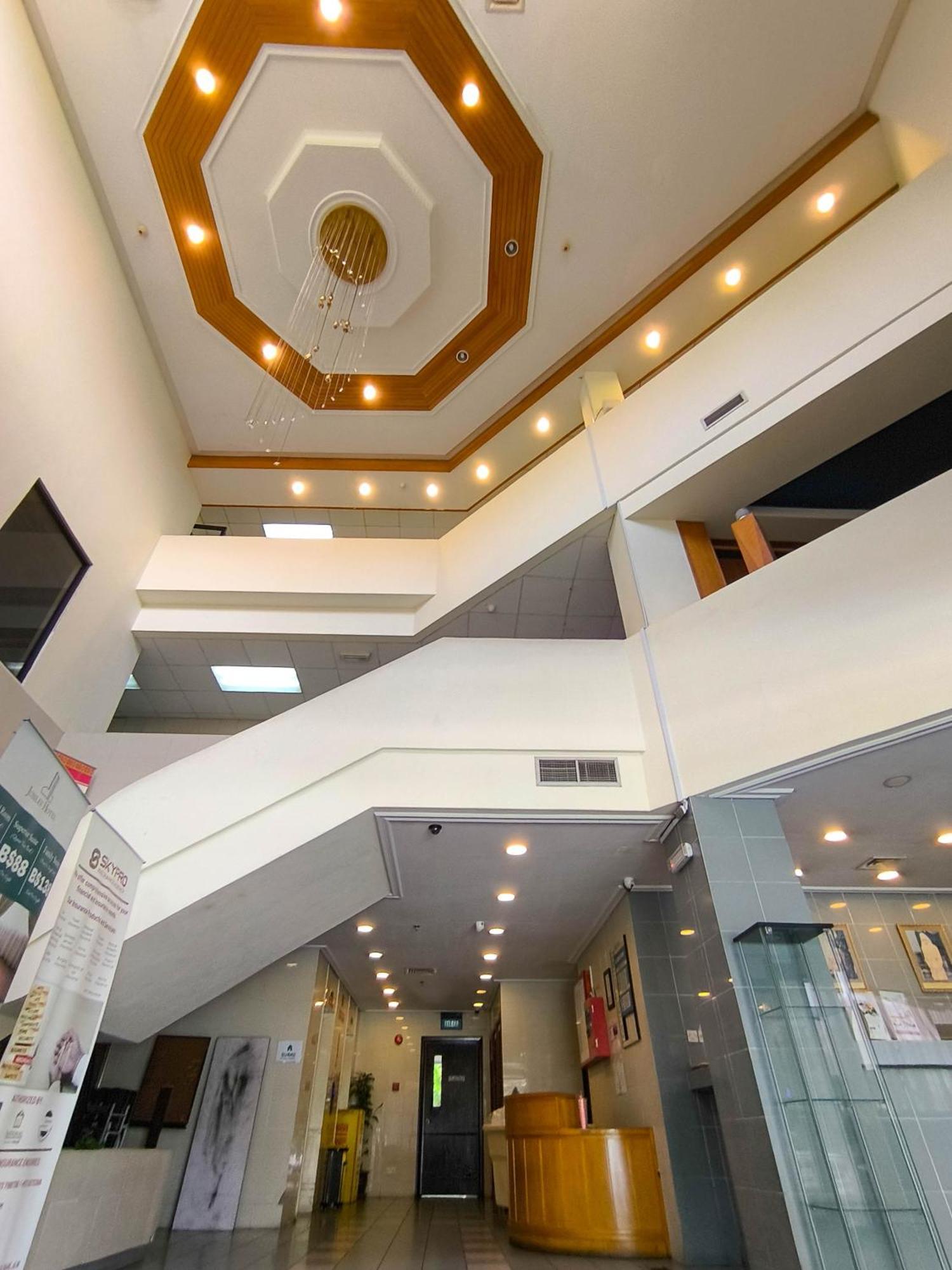 Jubilee Hotel Бандар Сери Бегаван Екстериор снимка