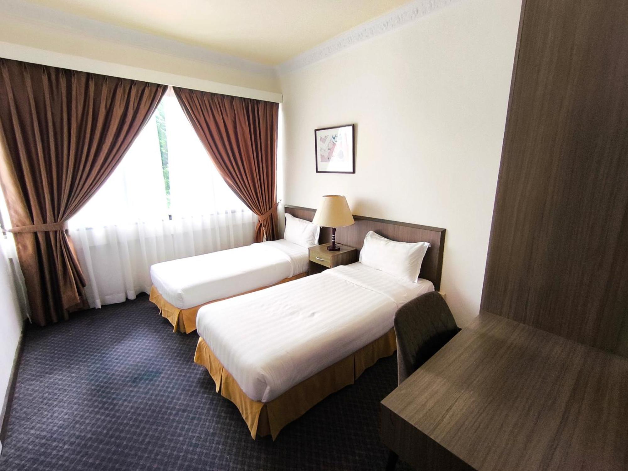 Jubilee Hotel Бандар Сери Бегаван Екстериор снимка