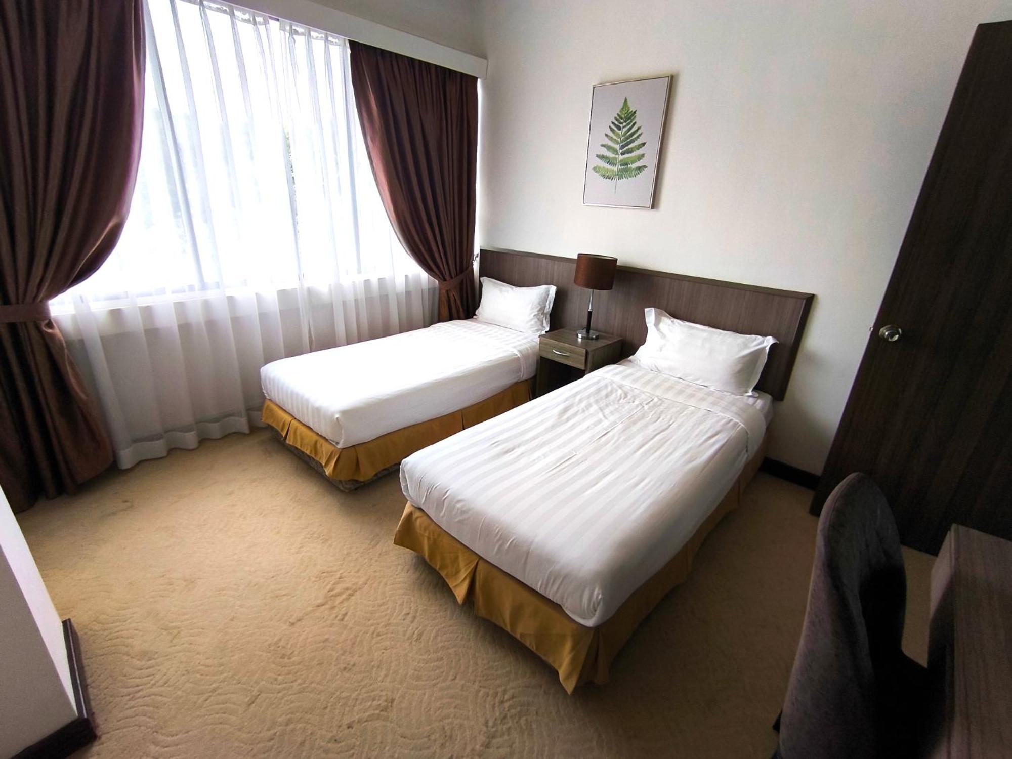 Jubilee Hotel Бандар Сери Бегаван Екстериор снимка