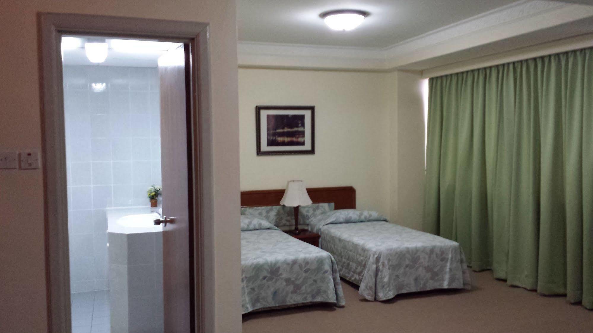 Jubilee Hotel Бандар Сери Бегаван Екстериор снимка