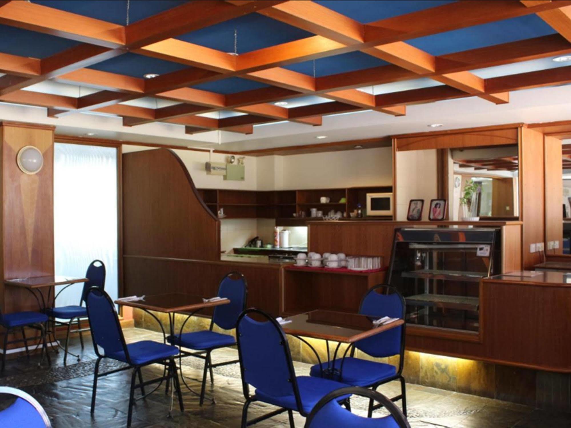 Jubilee Hotel Бандар Сери Бегаван Екстериор снимка